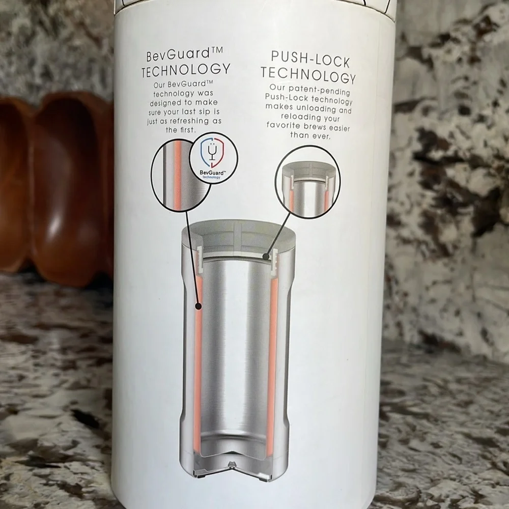 Brumate Hopsulator Slim in Glitter Rose Gold - Picture 3 of 9